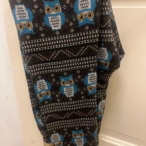 No Boundaries Owl Patterned Brown and Blue Leggings